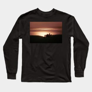 Watching the Sun set at the Nobbies Long Sleeve T-Shirt